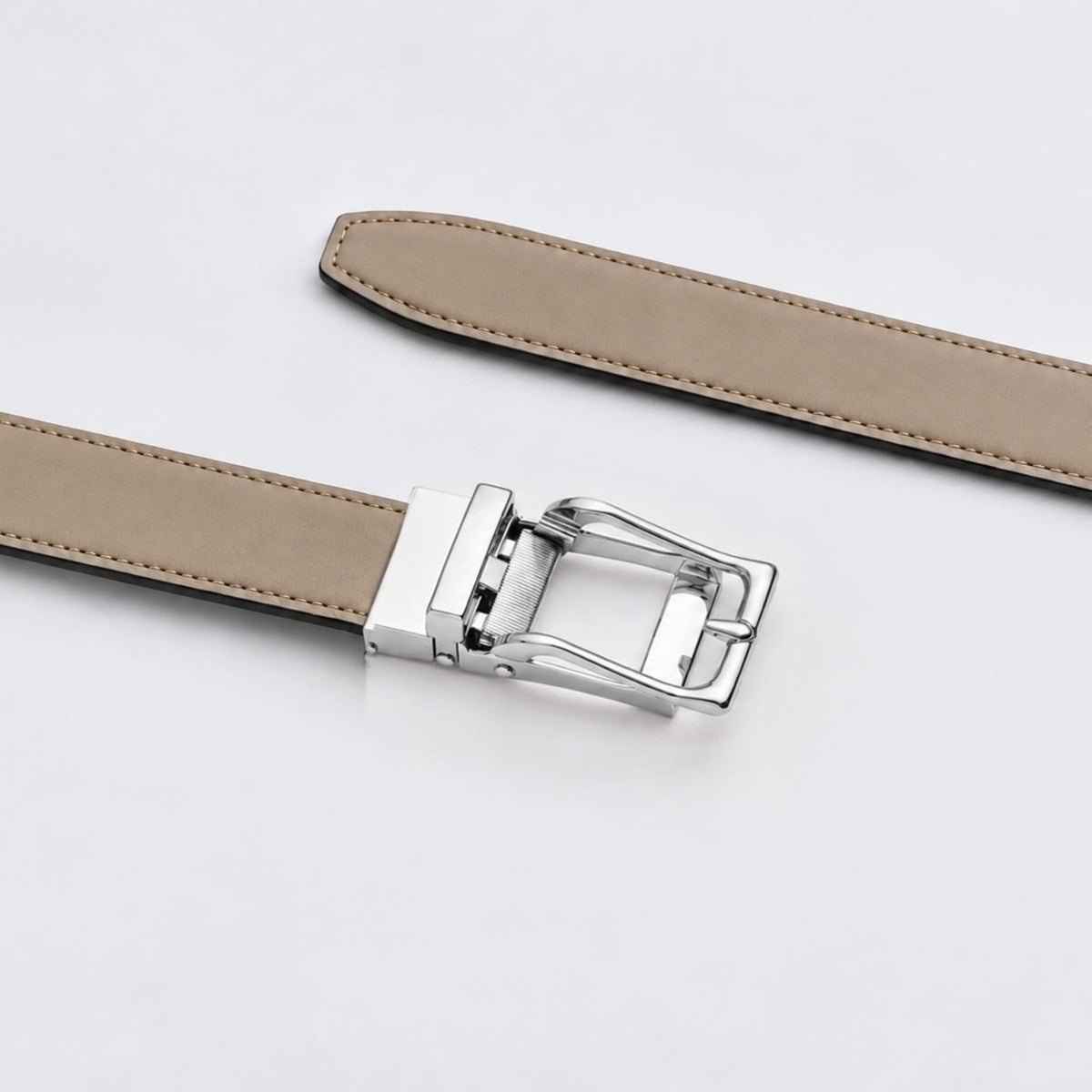 Premium Women's No-Hole Belt in Full-Grain Leather